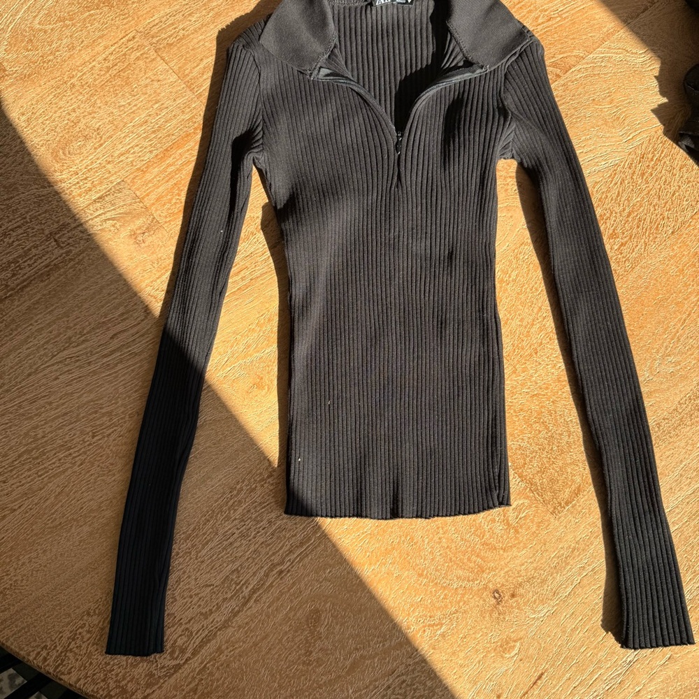 Zara Black Ribbed Long Sleeve Top
